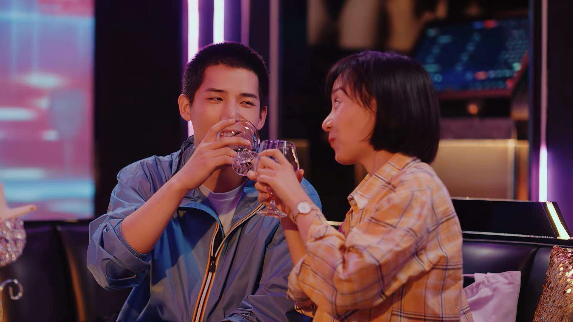 kaiyun体育app-巴黎圣日尔曼豪掷巨资签约欧洲多名顶级球员，巴黎圣日尔曼转会新闻