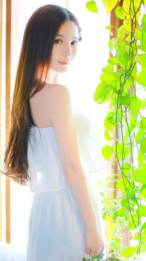 亚洲球员吸引国际关注,足球风采迷人,亚洲的球员